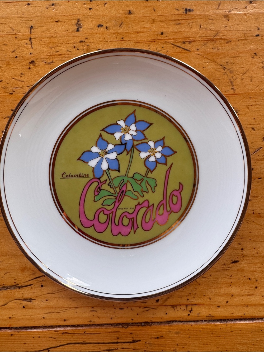 Colorado Columbine Decorative Plate — White, Green, Blue, Pink
